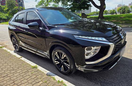 MITSUBISHI ECLIPSE CROSS 1.5 MIVEC TURBO GASOLINA HPE-S S-AWC CVT MITSUBISHI ECLIPSE CROSS 1.5 MIVEC TURBO GASOLINA HPE-S S-AWC CVT